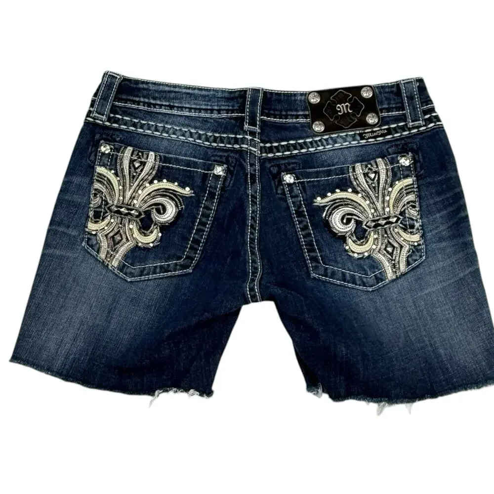 Miss Me Shorts Womens 30‎ Blue Denim Distressed Hem Embellished Trendy EUC